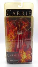 Neca Carrie Blood Spatter Variant Prom Dress Figure Horror, Verzamelen, Nieuw