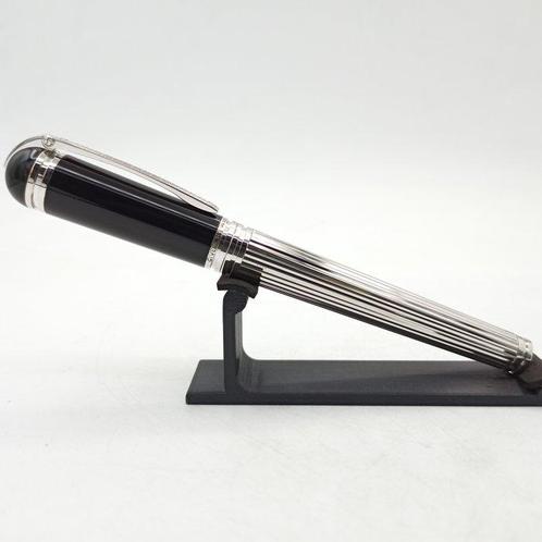 Pluma estilográfica - Givency - Large - Stylo à plume, Verzamelen, Pennenverzamelingen