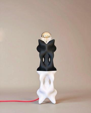 Cornu Design - Lampe de table - PLA - Lampe imprimée en 3D