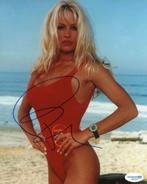 Baywatch - Signed by Pamela Anderson (C.J. Parker), Nieuw