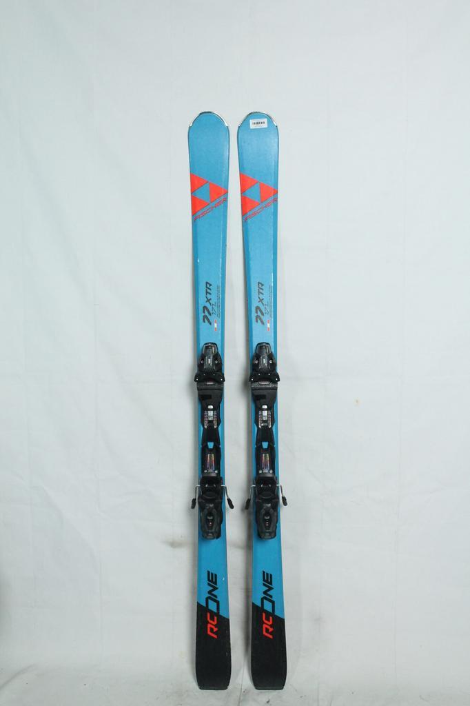 Refurbished - Ski - Fischer RC one 77 XTR - 171, Sport en Fitness, Skiën en Langlaufen, Ski, 160 tot 180 cm, Gebruikt, Fischer
