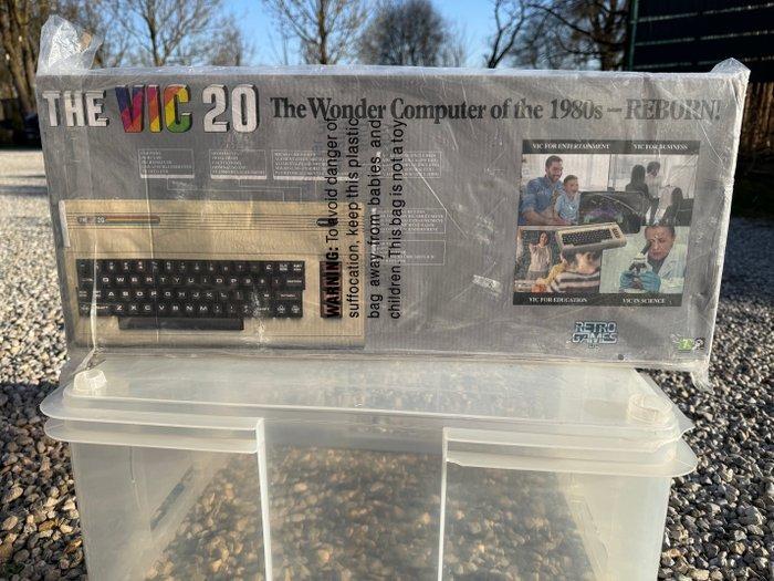 Commodore VIC 20 - Computer (1) - In originele gesealde, Consoles de jeu & Jeux vidéo, Consoles de jeu | Accessoires Autre