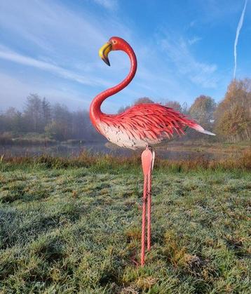 Figure - Lifelike Flamingo - Fer