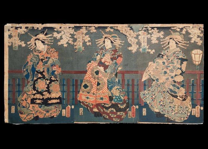 Triptych Rivalry of Beauties under the Night Cherry, Antiek en Kunst, Antiek | Overige Antiek