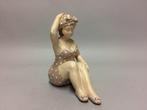 Figurine - Dame en polystyrène en maillot de bain