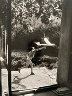 Willy Ronis (2010-2009) - Vincent Aéromodéliste Gordes 1950, Antiek en Kunst, Kunst | Schilderijen | Modern
