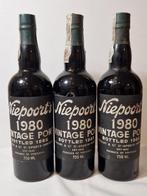 1980 Niepoorts - Vintage Port - Gebotteld in 1982 -  Porto, Verzamelen, Wijnen, Nieuw