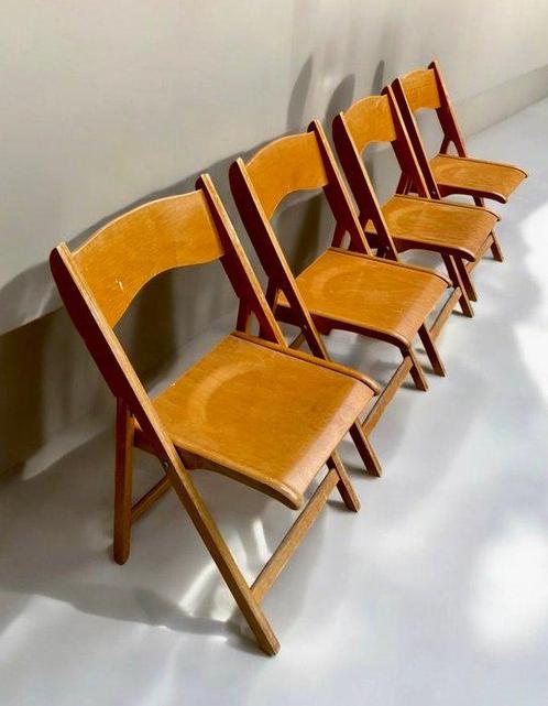 Handy - Klapstoel - berk - Vier houten klapstoelen, Antiek en Kunst, Kunst | Designobjecten