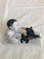 Rosenthal - Beeldje - Boy with Penguin and crab - Porselein, Antiek en Kunst