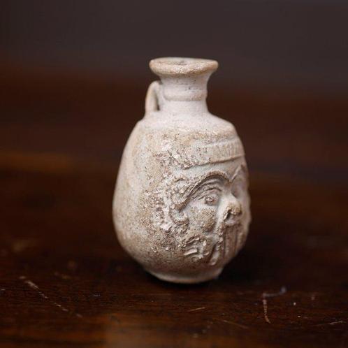 LEgypte antique Petite bouteille de lan nouveau en, Verzamelen, Mineralen en Fossielen