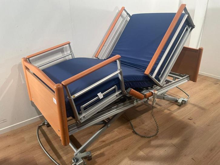 Volker 3580 #35C Elektrisch Hoog LAAG LAAG Thuiszorg-bed, Diversen, Verpleegmiddelen, Zo goed als nieuw, Verzenden