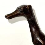 Abdoulaye Derme - Sculpture, Lévrier stylisé en bronze
