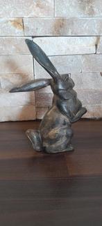 Pierre Chenet (XX-XXI) - Sculpture, Le Lapin aux grandes