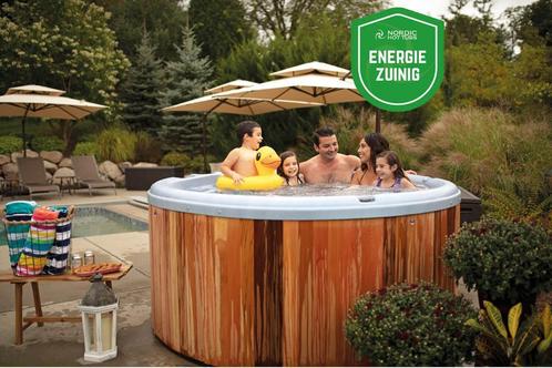 Nordic Hottub Classic- Canadese Red Cedar Spa, Energiezuinig, Tuin en Terras, Bubbelbaden en Hottubs, Vast, Nieuw, Afdekzeil, Grondzeil