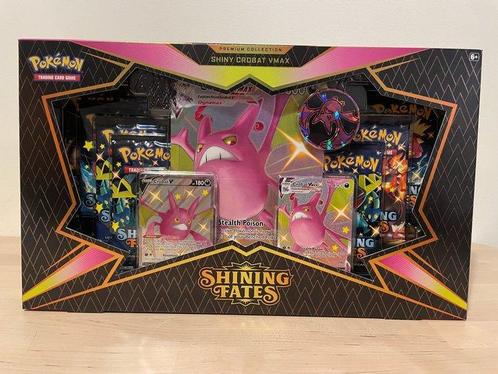 The Pokémon Company Box - Shining fates Crobat V-max, Hobby en Vrije tijd, Verzamelkaartspellen | Pokémon