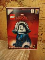 Lego - 77902 Captain Marvel & the Asis
