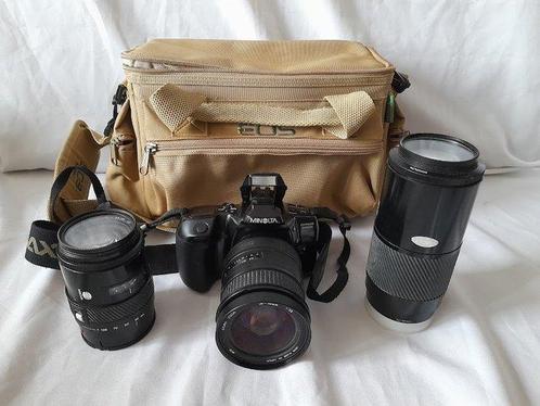 Minolta Dynax 500 SI + 28-70mm + 70-210mm + 35-105mm + acc., Audio, Tv en Foto, Fotocamera's Analoog