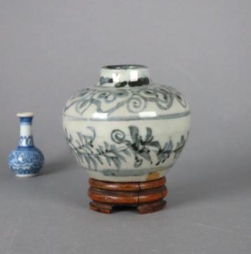 Jiajing (1522-1566) - Pot - Blauwe en witte Ming-dynastie, Antiek en Kunst