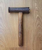 Lot de 3 marteaux dont 1 pigette pour rhabiller les meules, Antiek en Kunst