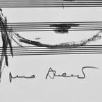 Marina Abramovi (1946) - Seven minutes of collective