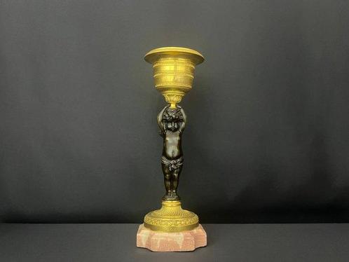 Vide-poche - Gouden brons met putti, Antiek en Kunst, Antiek | Meubels | Stoelen en Sofa's