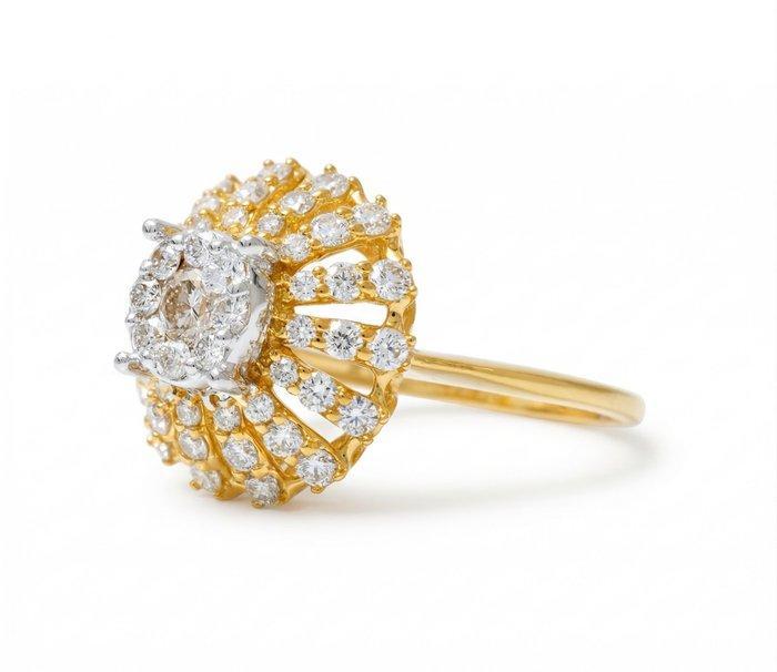 Verlovingsring - 14 karaat Geel goud - 1.45ct. tw. Diamant, Handtassen en Accessoires, Antieke sieraden