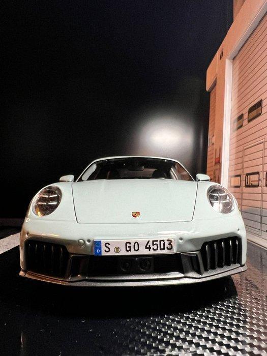 1:18 - Modelauto - Porsche 911 Targa GTS, Hobby en Vrije tijd, Modelauto's | 1:5 tot 1:12