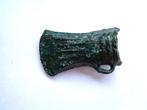 Âge du bronze Hache à douille - 6.5 cm (Sans prix de