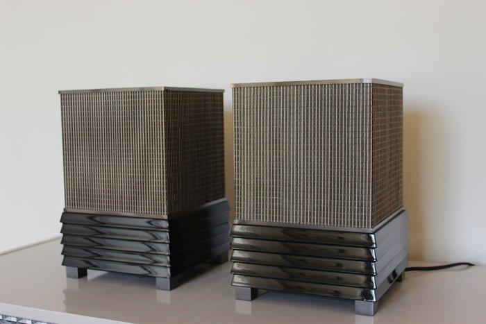 Armani/Casa - Giorgio Armani - Tafellamp (2) - Hout, Metaal,, Huis en Inrichting, Overige Huis en Inrichting