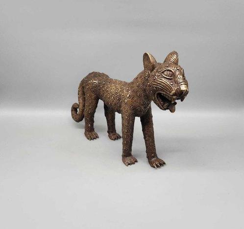 Grote luipaard - lava - Benin (Zonder Minimumprijs), Antiek en Kunst, Kunst | Niet-Westerse kunst