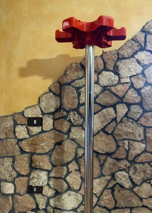 Velca - Roberto Lucci, Paolo Orlandini - Kapstok - VIP -, Antiek en Kunst, Antiek | Meubels | Stoelen en Sofa's