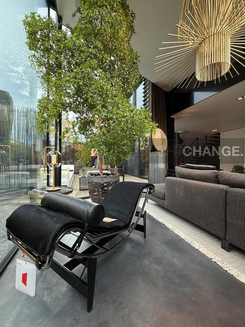 Cassina 4 Chaise longue Hairy Skin of Leder LC4 LC2 NIEUW, Huis en Inrichting, Fauteuils, Nieuw, Leer, Metaal