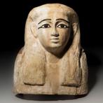 Égypte ancienne, période tardive Masque funéraire en bois,