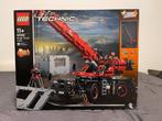 Lego - Technic - 42082 LEGO Rough Terrain Crane - Retired, Kinderen en Baby's, Speelgoed | Duplo en Lego, Nieuw