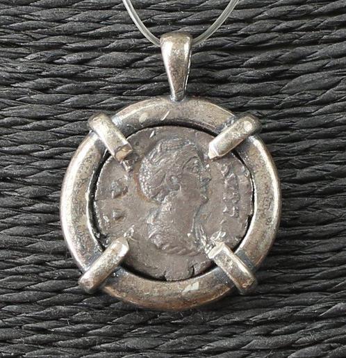 Argent moderne Denier représentant Julia Domna, Handtassen en Accessoires, Antieke sieraden