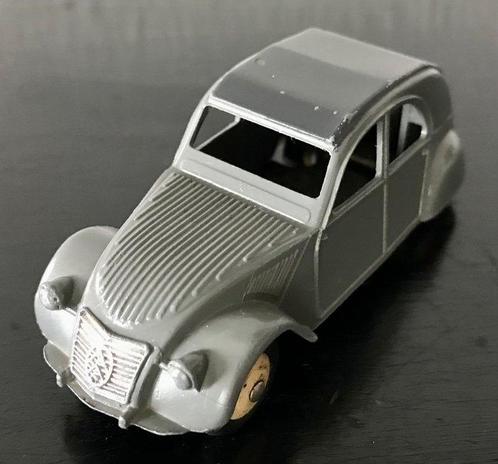 Dinky Toys - 1:43 - ref. 24T Citroën 2CV, Hobby en Vrije tijd, Modelauto's | 1:5 tot 1:12