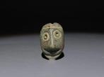 Keltisch Brons Hoofdfiguur. 500-1000 v.Chr. 2,4 cm hoog. Ex.