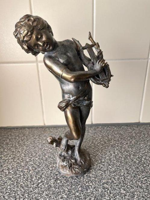 Auguste Moreau - Beeld, Cupido met muziekinstrument - 29.5, Antiek en Kunst, Curiosa en Brocante