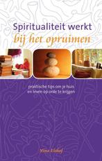 Spiritualiteit werkt bij het opruimen 9789025961145, Boeken, Zo goed als nieuw, Verzenden, Nina Elshof