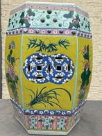 Grote gele grond familie rose kruk - Porselein - China - 20e