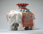 Kakiemon Elephant - Porselein - Japan - Edo Periode, Antiquités & Art