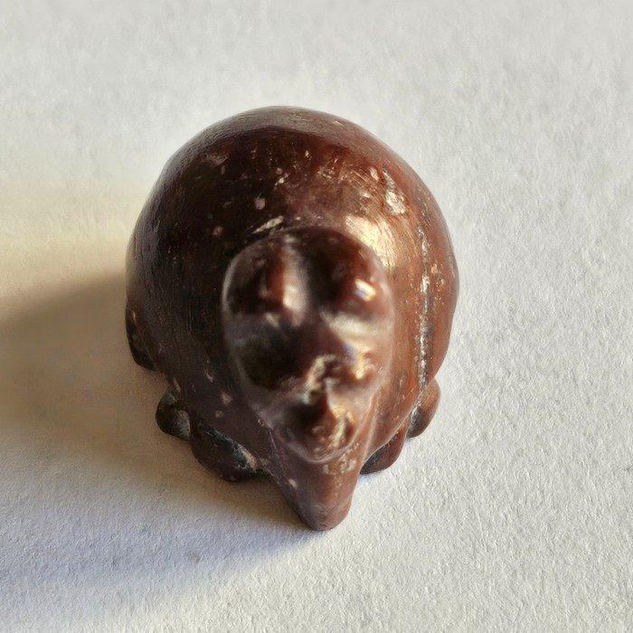 Bactrisch of Sino-Siberisch Jasper XXS schildpad kralen, Antiek en Kunst, Antiek | Overige Antiek