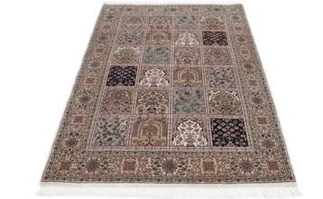 New Indian Qom Wool&Silk Carpet with Luxurious Tile Design - beschikbaar voor biedingen