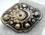 Sans Prix de Réserve - Broche Argent - ambre naturel, Handtassen en Accessoires, Antieke sieraden