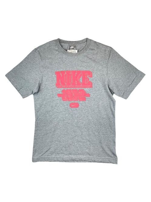 Nike dames T-Shirt Maat S, Kleding | Heren, T-shirts, Ophalen of Verzenden