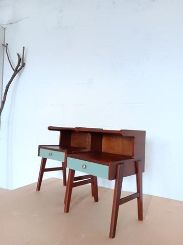 Table de chevet - Hêtre, Ronce de noyer - Deux tables de