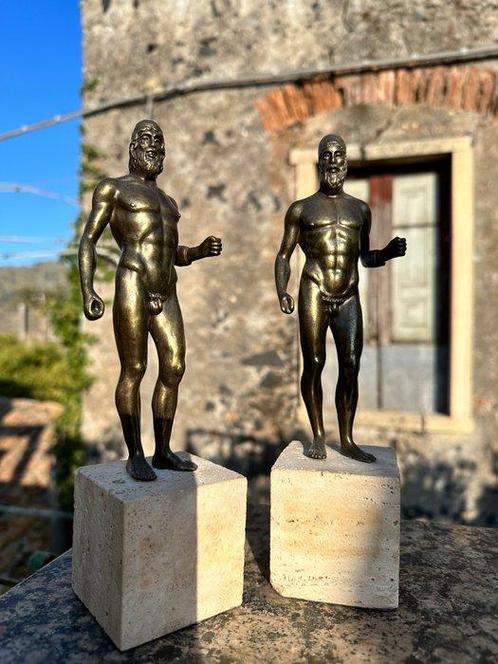 Sculptures - Bronzes de Riace (2) - En alliage, Pierre, Antiquités & Art, Curiosités & Brocante