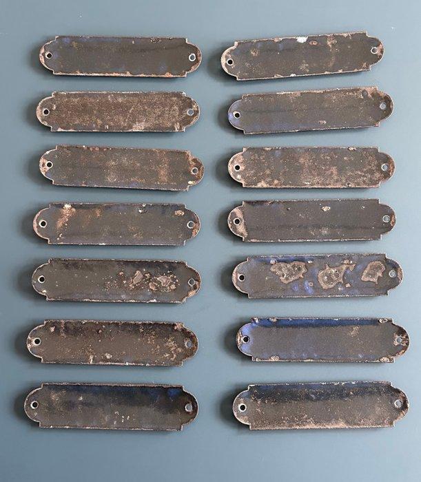 Set van 14 antieke geëmailleerde apothekersschildjes 12x3 cm, Antiek en Kunst, Antiek | Wandborden en Tegels