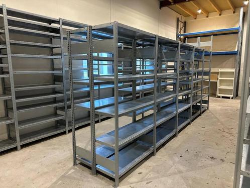 Veiling: Stellingen 30m, Auto-onderdelen, Accu's en Toebehoren, Ophalen
