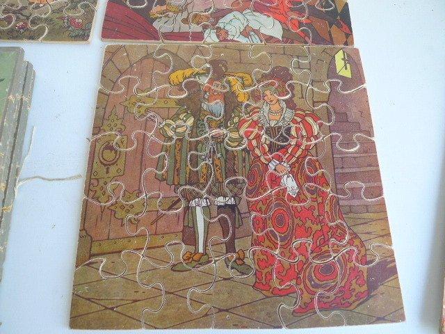 5 Anciens Puzzles en bois avec animaux + 3 planches Disney, Antiek en Kunst, Antiek | Overige Antiek
